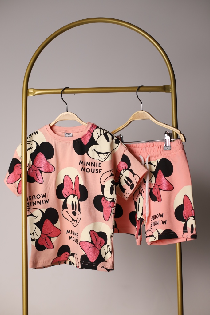 Pembe Minnie Mouse Figürlü Şortlu Takım
