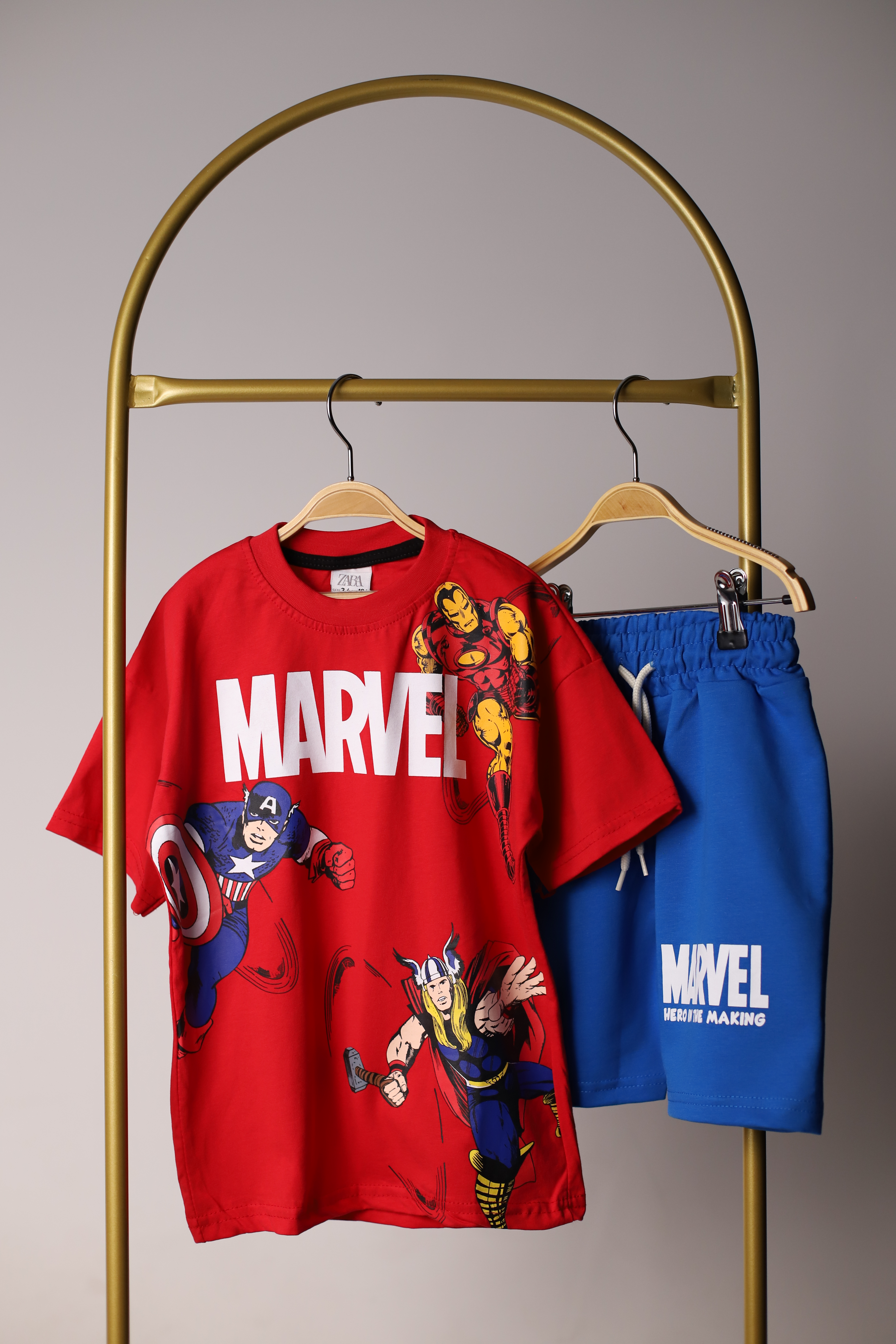 Kırmızı Marvel Şortlu Takım