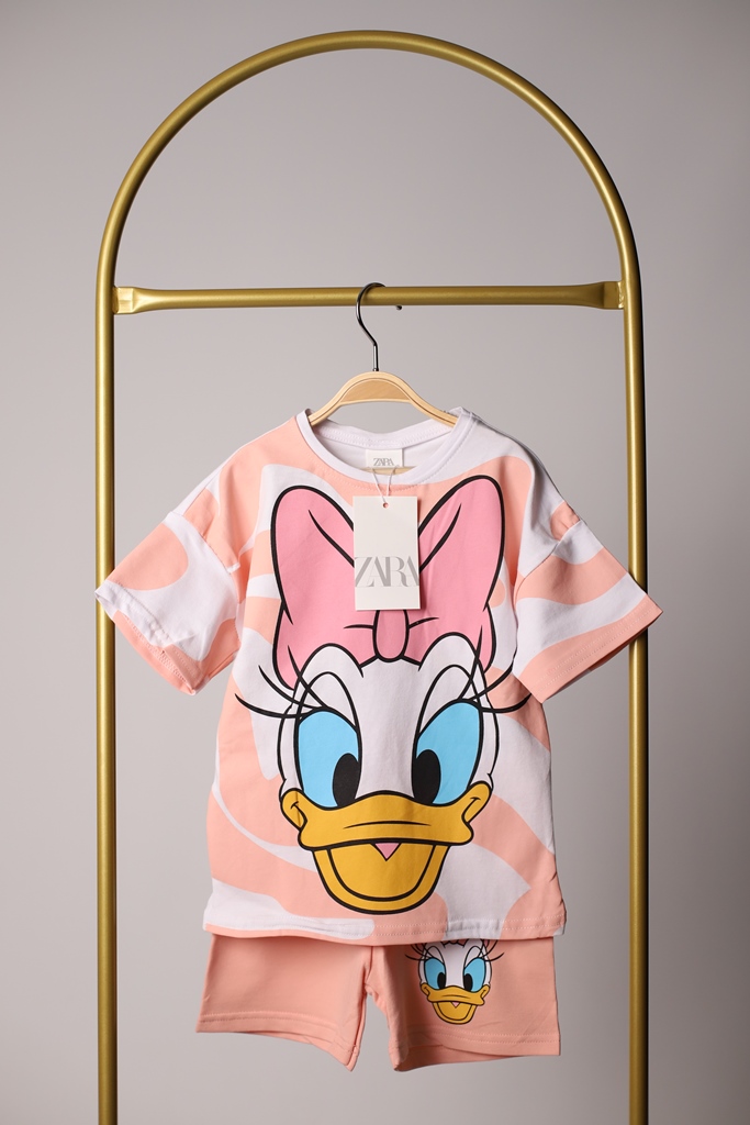 Daisy Duck Pembe Şortlu Takım