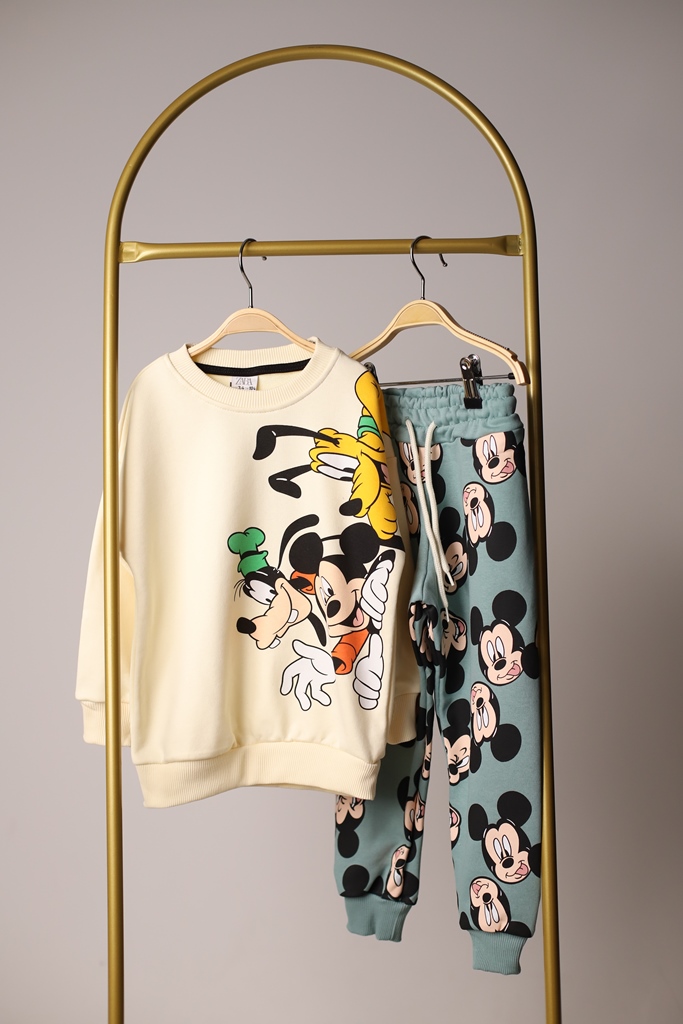 Mickey ve Arkadaşları Renkli Eşofman Takımı
