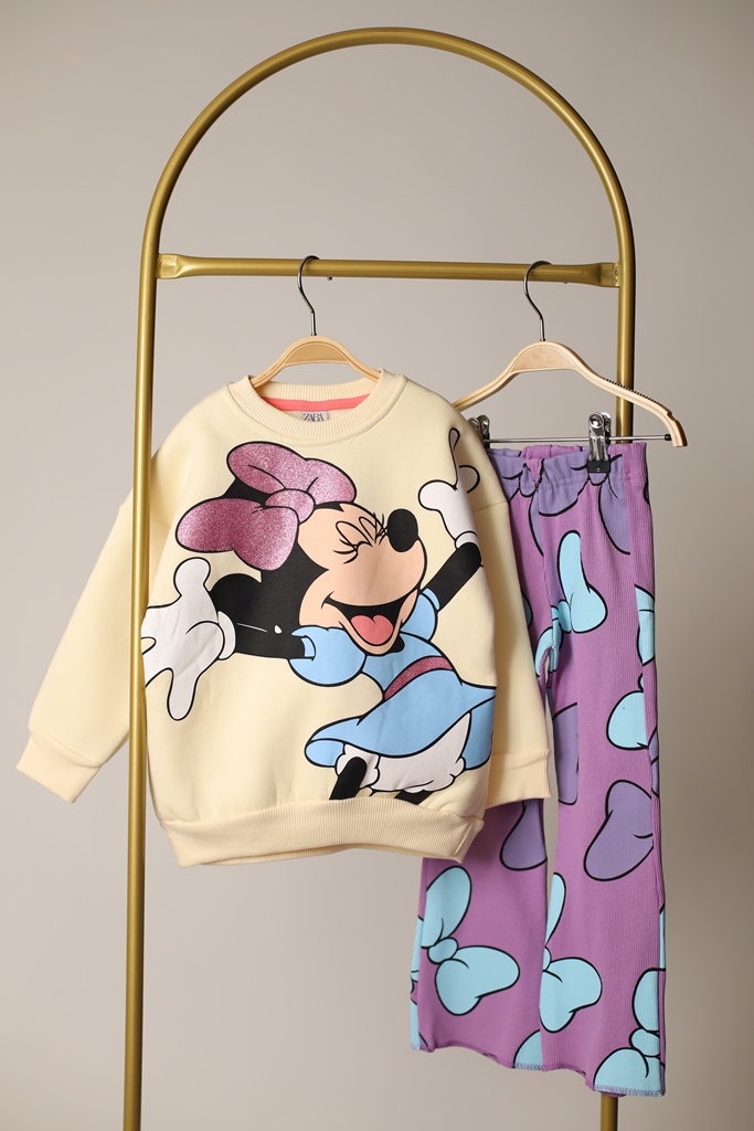 Minnie Mouse Kurdale Baskılı Fitilli Taytlı Takım