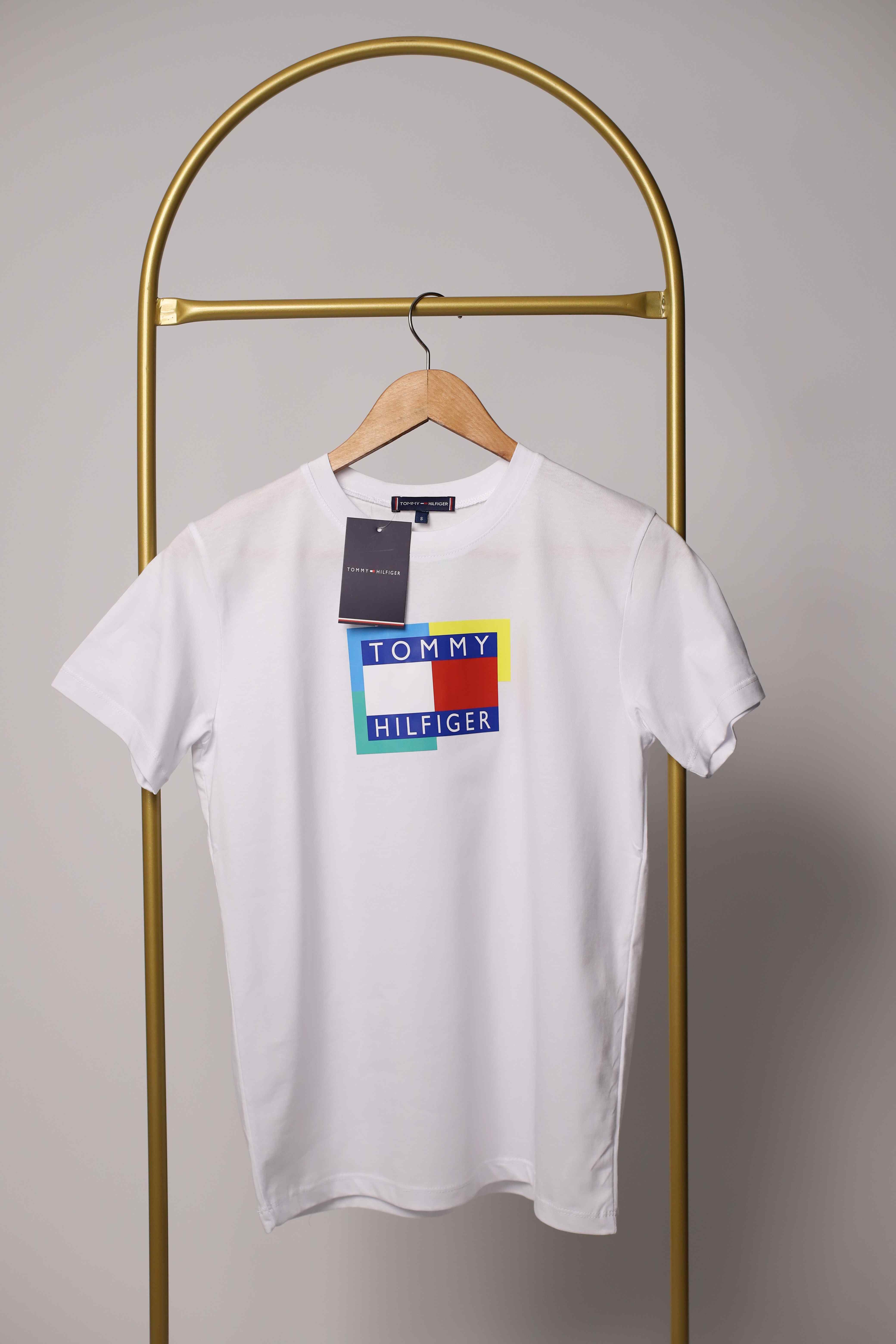 Tommy Hilfiger Renkli Baskılı Yetişkin T-shirt