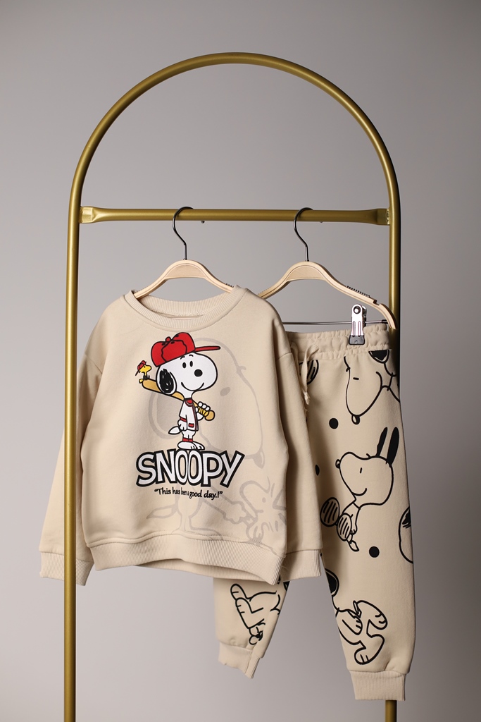 Krem Rengi Snoopy