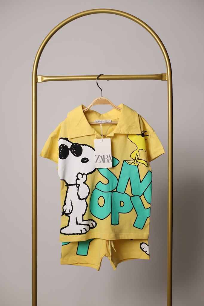 Sarı Snoopy Baskılı ve Şortlu Erkek Çocuk Takımı