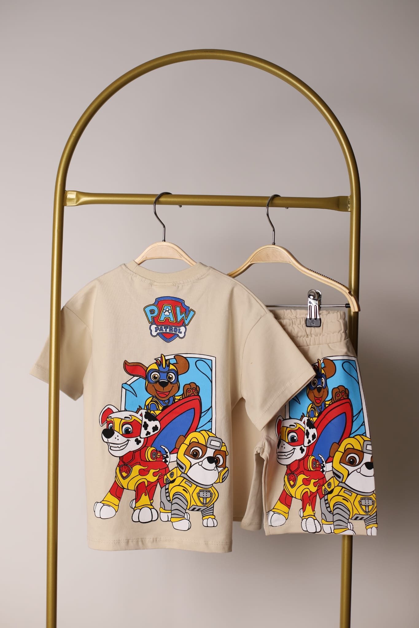 Krem Rengi Paw Patrol Figür Sırt Baskılı Şortlu Takım