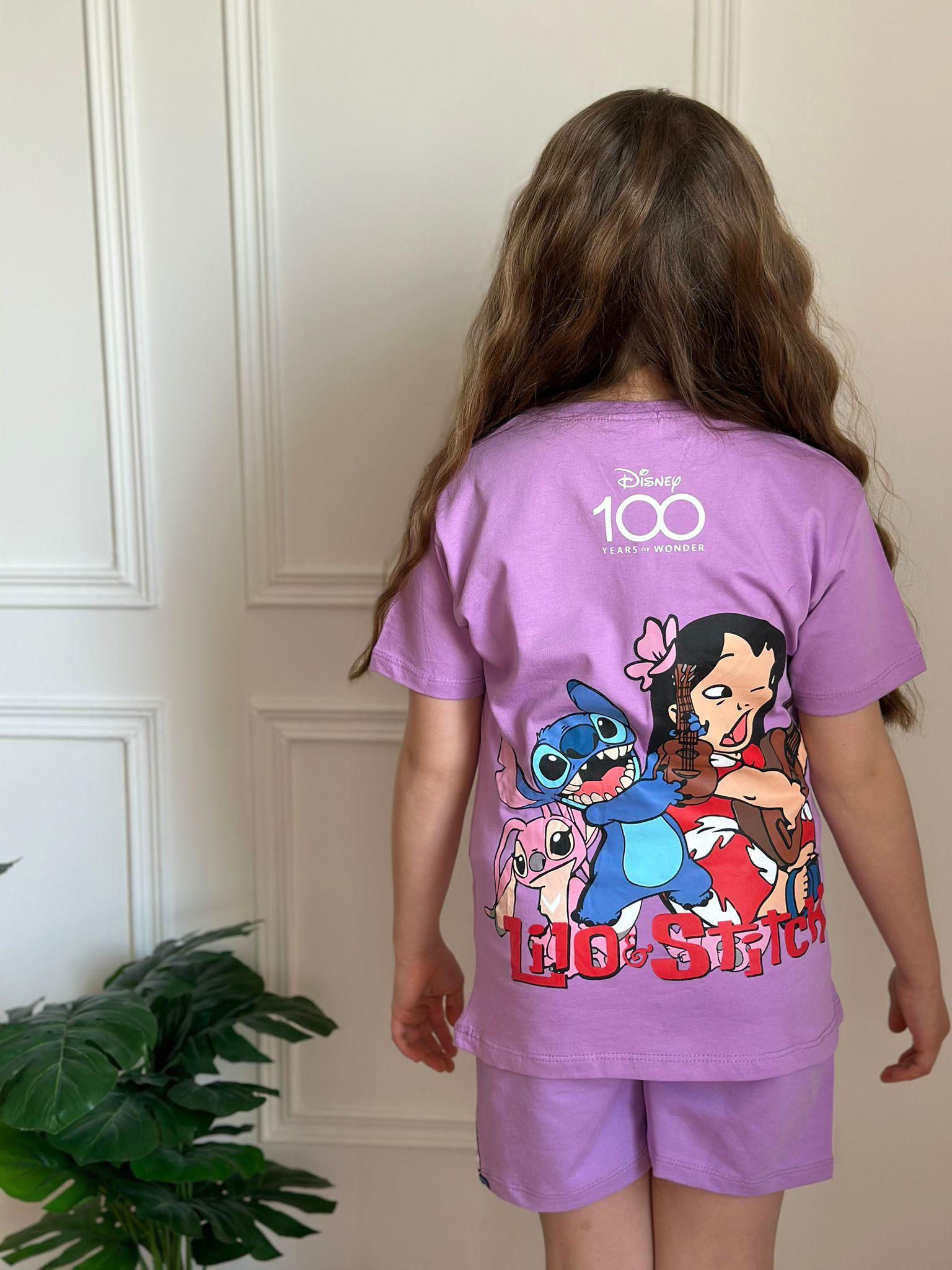 Lilo And Stitch Sırt Baskılı Şortlu Takım