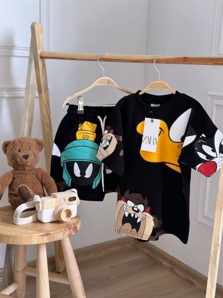 Siyah Looney Tunes Şortlu Takım