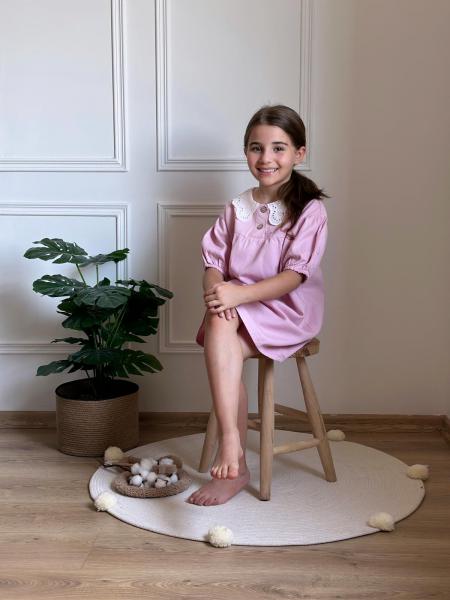 Pembe Dantel Yaka Detaylı Elbise
