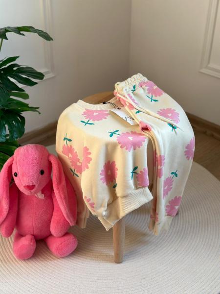 Pembe Çiçek Baskılı Eşofman Takımı