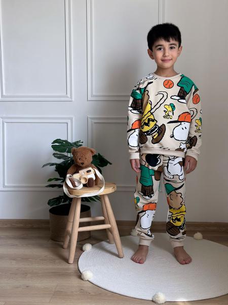 Krem Rengi Basketball Detaylı Snoopy