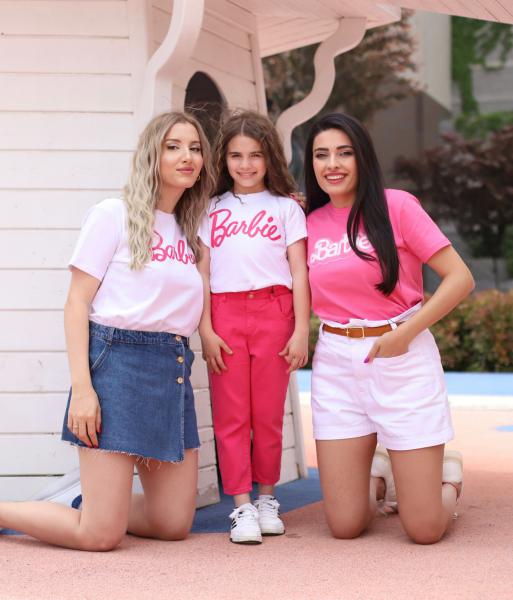 Beyaz Barbie Pembe Baskılı Kız Çocuk T-shirt