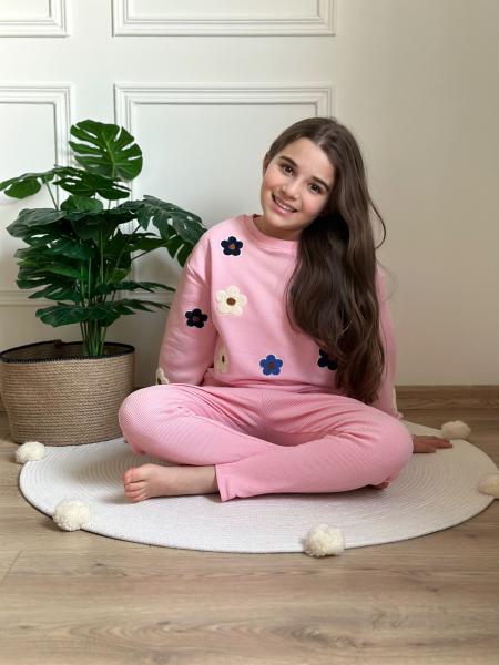 Pembe Üzeri Renkli Punch Çiçek Detaylı Eşofman Takımı