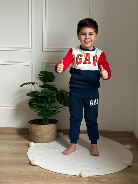 Kırmızı Kol Detaylı Eşofman Takımı