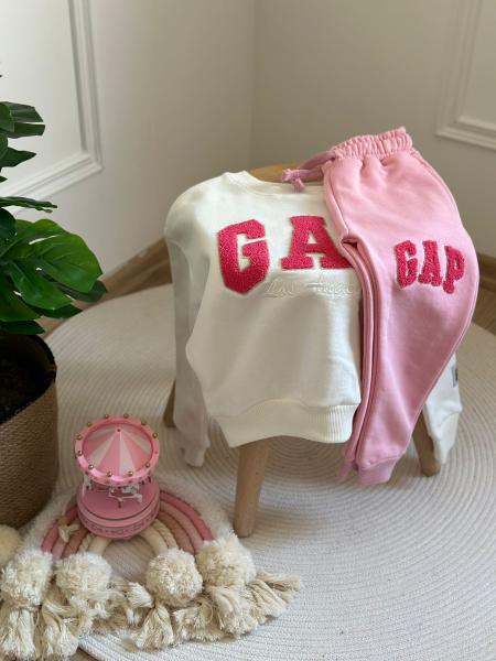 Pembe Punch İşlemeli Gap Eşofman Takımı