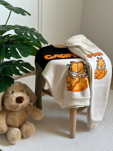 Renkli Garfield Eşofman Takımı