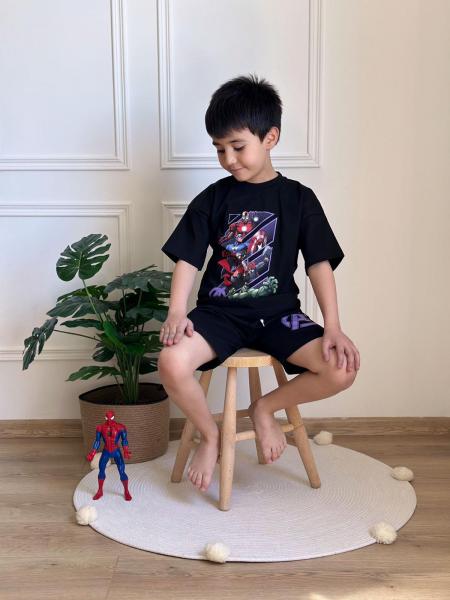 Siyah Marvel Baskılı Şortlu Takım