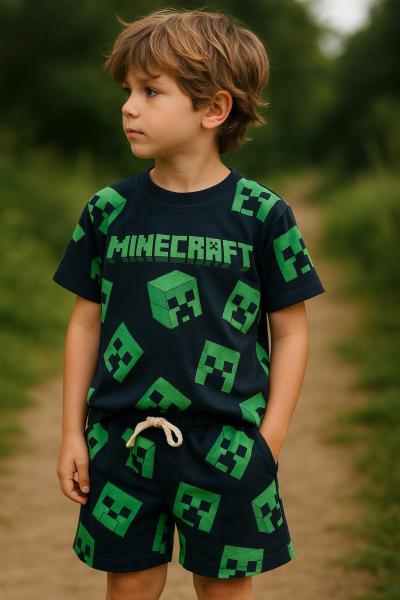 Füme Üzeri Yeşil Minecraft Şortlu Takım
