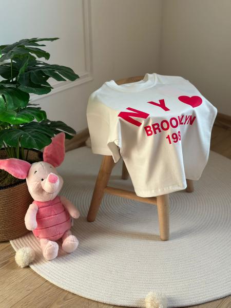 Pembe Brooklyn Kalp Detaylı T-Shirt