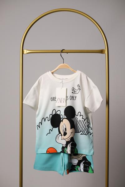 Mickey Mouse Green Vibes Only Şortlu Takım