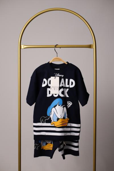 Siyah Beyaz Çizgi Detaylı Donald Duck Şortlu Takım