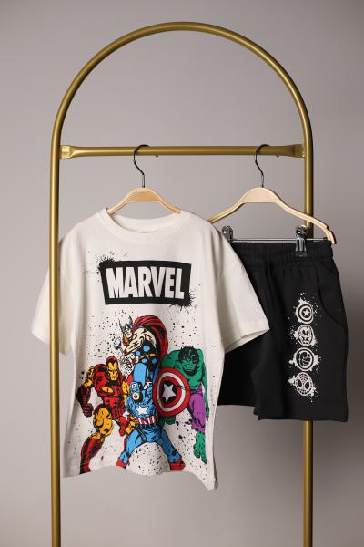 Marvel Siyah Şortlu Takım