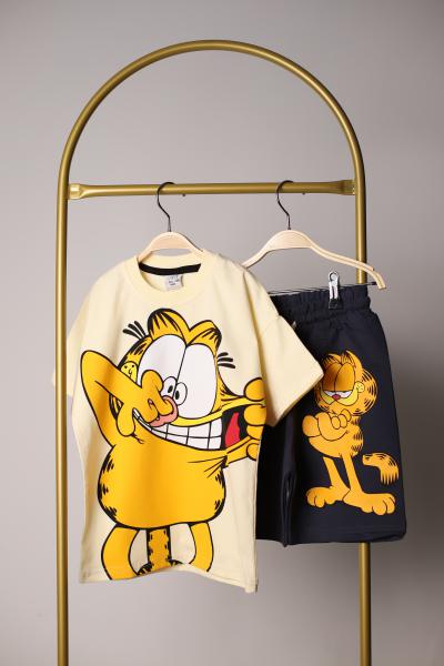 Garfield Şortlu Takım