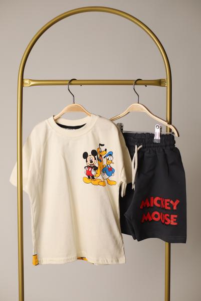 Mickey Ve Arkadaşları Siyah Şortlu Takım