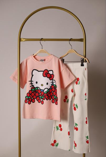 Hello Kitty Cherry İspanyol Takım